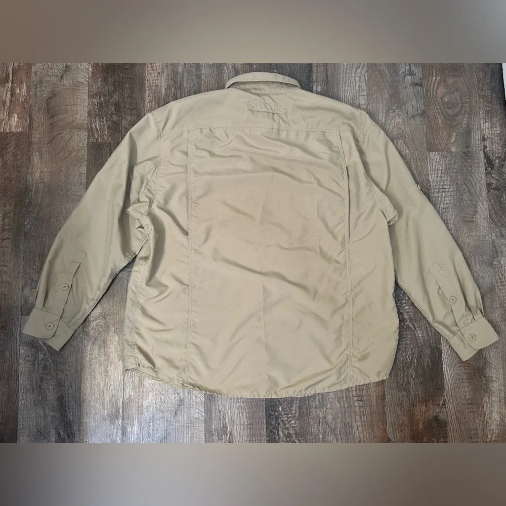 Duluth Trading Shirt Mens XL Tan Dry On The Fly Hybrid Hiking Snap